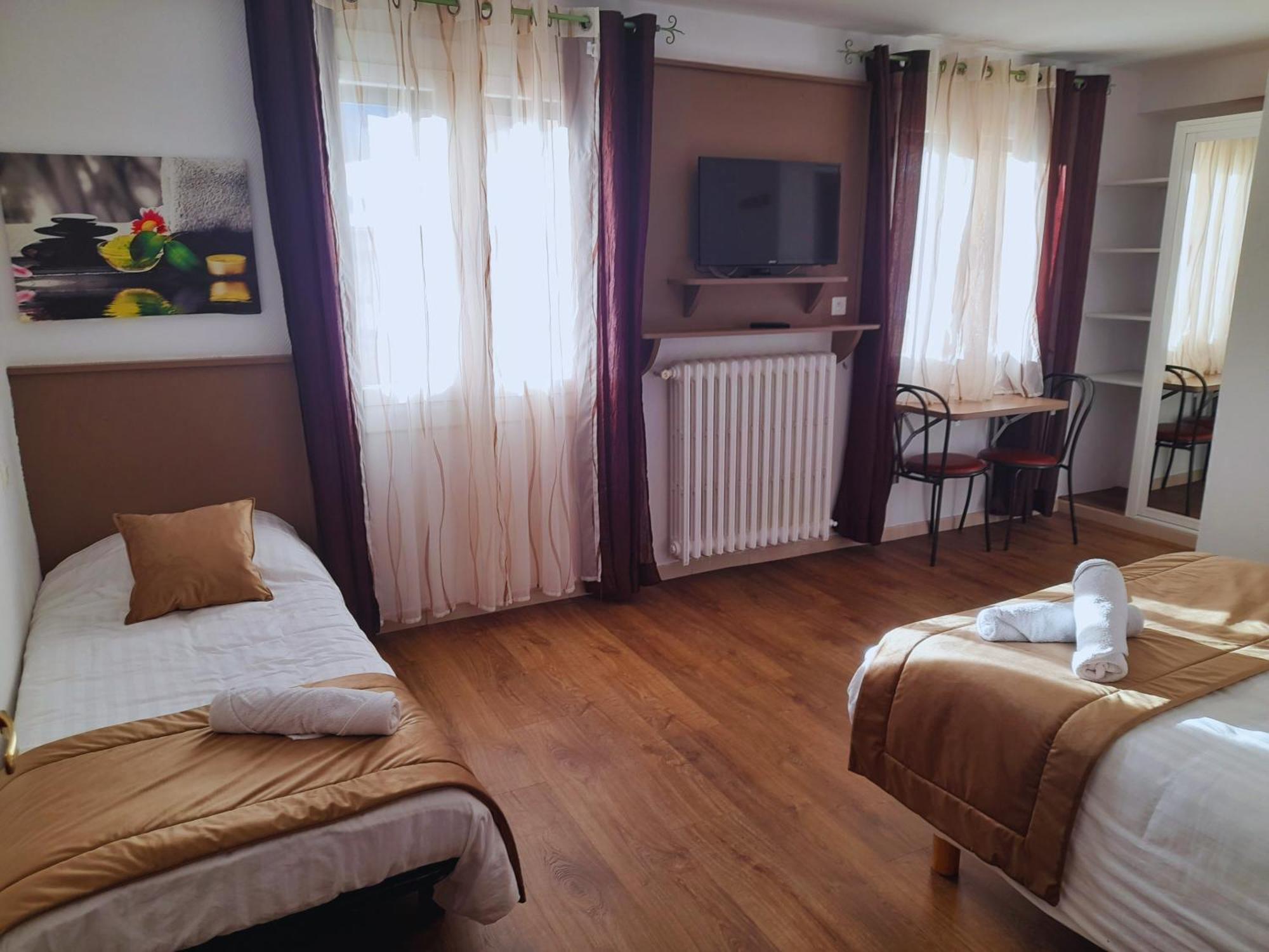 מונט-לואי Le Catalan - Hotel Et Appartements מראה חיצוני תמונה